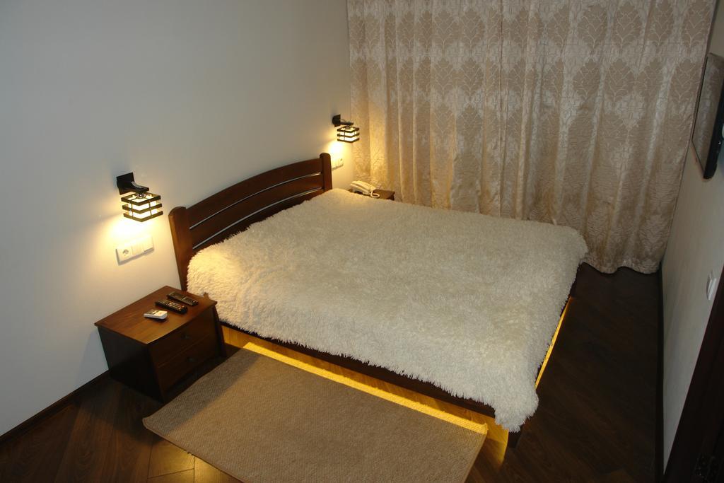 Hotel Sicilia Czarnomorsk Zewnętrze zdjęcie