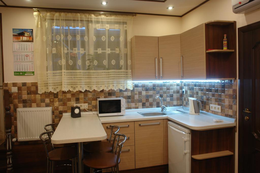 Hotel Sicilia Czarnomorsk Zewnętrze zdjęcie