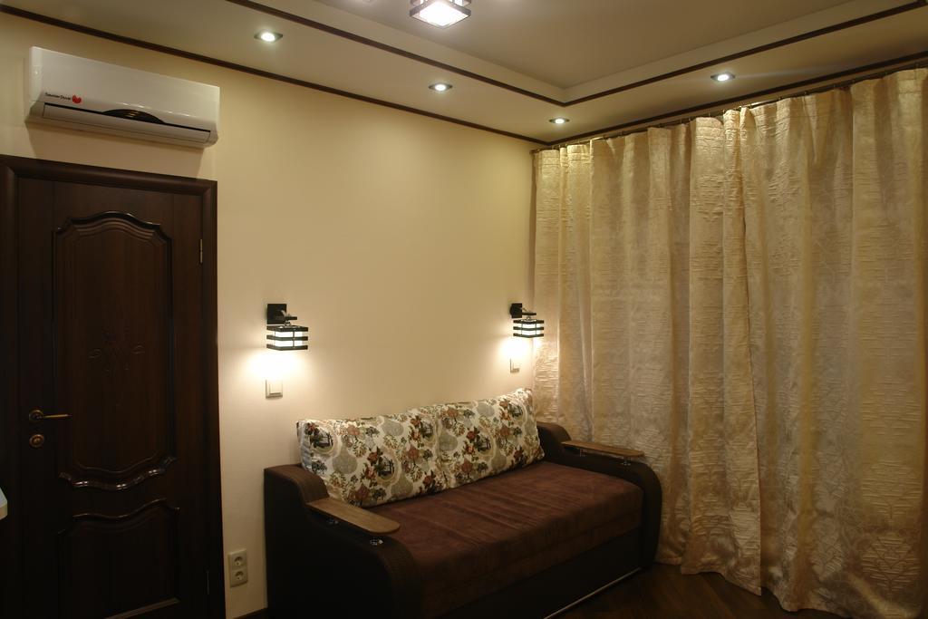 Hotel Sicilia Czarnomorsk Zewnętrze zdjęcie