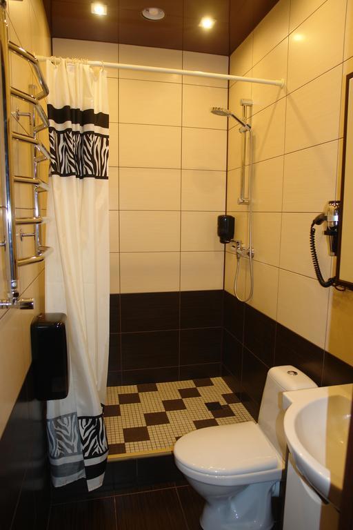 Hotel Sicilia Czarnomorsk Zewnętrze zdjęcie