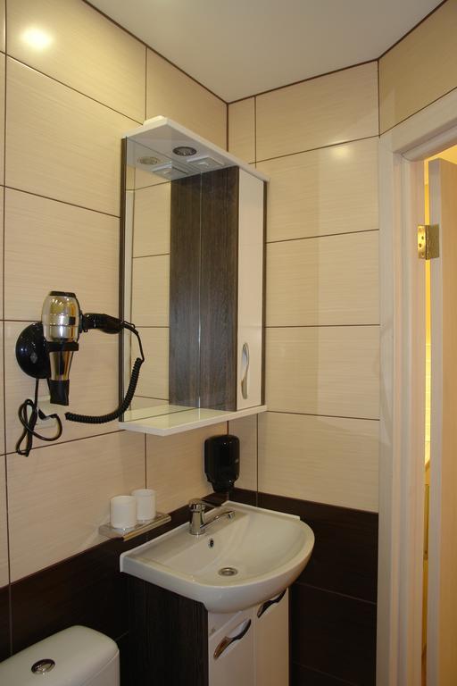 Hotel Sicilia Czarnomorsk Zewnętrze zdjęcie