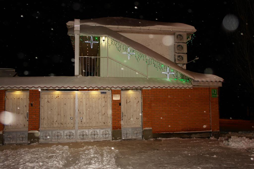 Hotel Sicilia Czarnomorsk Zewnętrze zdjęcie